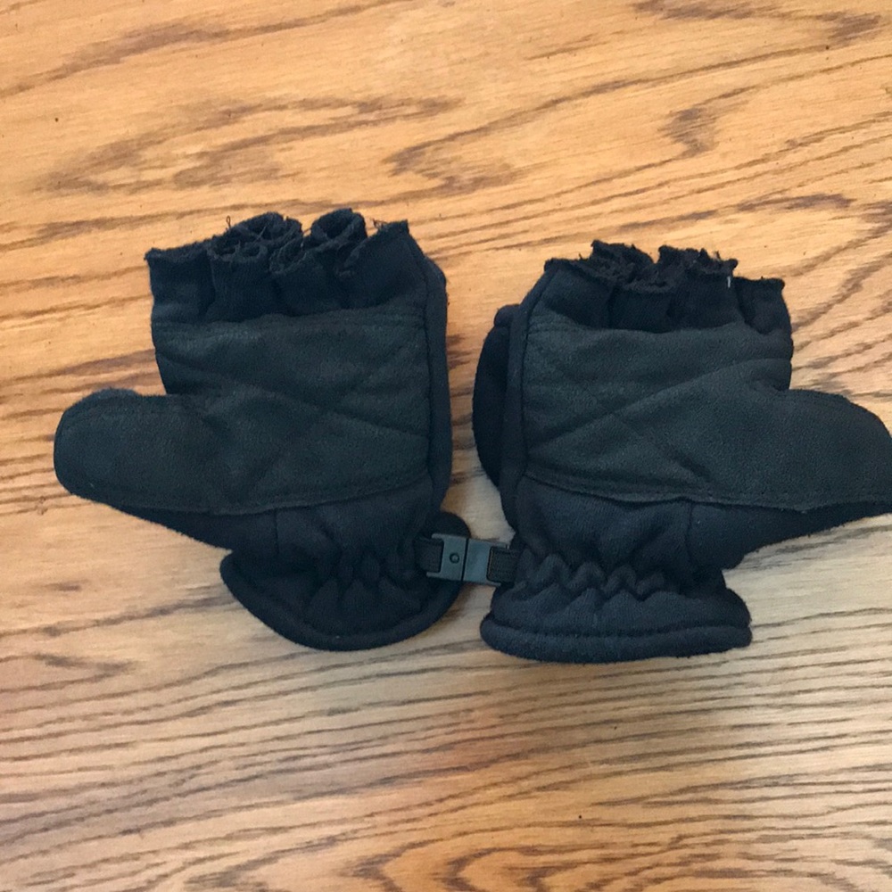 Nike Gloves - Picture 1 of 6